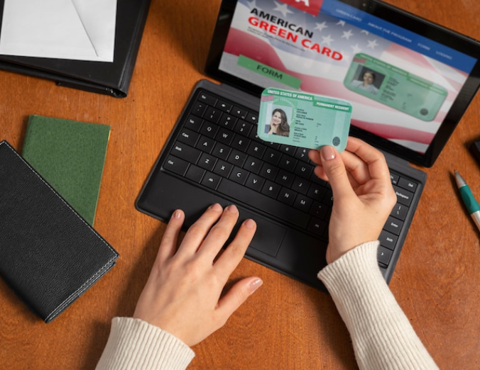 asian-businesswoman-laptop-planning-strategy-PQFT2 (1)