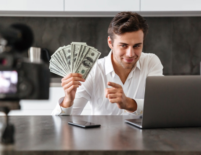 asian-businesswoman-laptop-planning-strategy-PQFT2 (5)